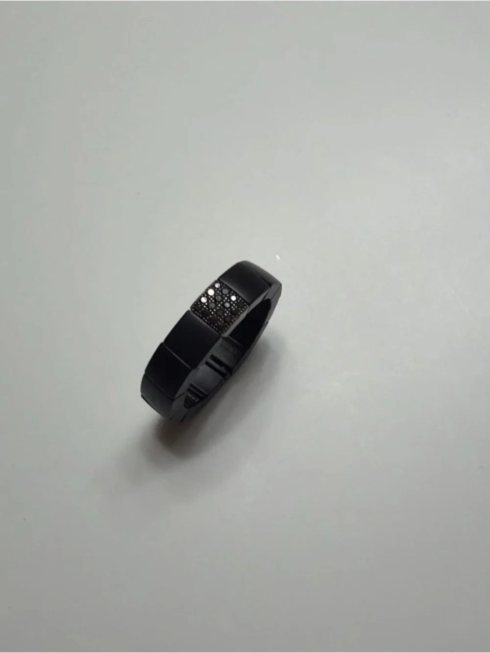 Roberto Demeglio Ceramic Stretch Ring with 18k Black Gold and Black Diamonds